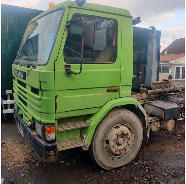 Scania 82-H - Cserefelépítményes teherautó: 3 kép. Scania 82-H - Cserefelépítményes teherautó: 3 kép.