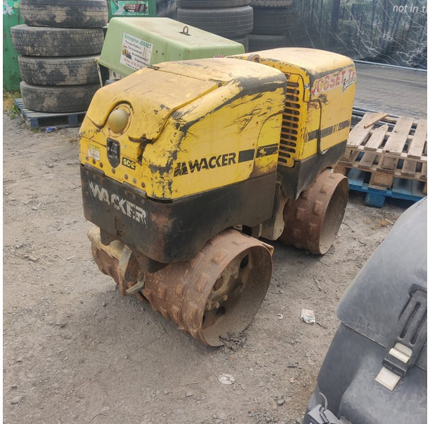 Wacker SC2 - Henger: 4 kép. Wacker SC2 - Henger: 4 kép.