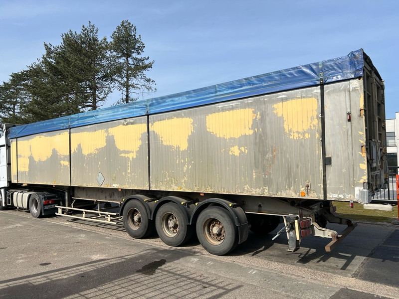 Benalu TF34C1 72m3 VOLUME KIPPER - 3-AS TROMMELREMMEN - LUCHTGEVEERD - 13,34 X 2,46 X 2,20 - Félpótkocsi billenőplatós: 2 kép. Benalu TF34C1 72m3 VOLUME KIPPER - 3-AS TROMMELREMMEN - LUCHTGEVEERD - 13,34 X 2,46 X 2,20 - Félpótkocsi billenőplatós: 2 kép.