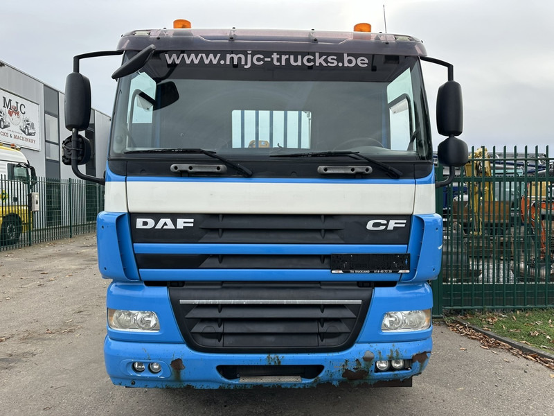 DAF CF 85.360 8x2 PLATFORM 7m35 + CRANE EFFER 165-3S + RADIO - MANUAL GEARBOX ZF - EURO 5 - BE TRUCK - Darus autó: 3 kép. DAF CF 85.360 8x2 PLATFORM 7m35 + CRANE EFFER 165-3S + RADIO - MANUAL GEARBOX ZF - EURO 5 - BE TRUCK - Darus autó: 3 kép.