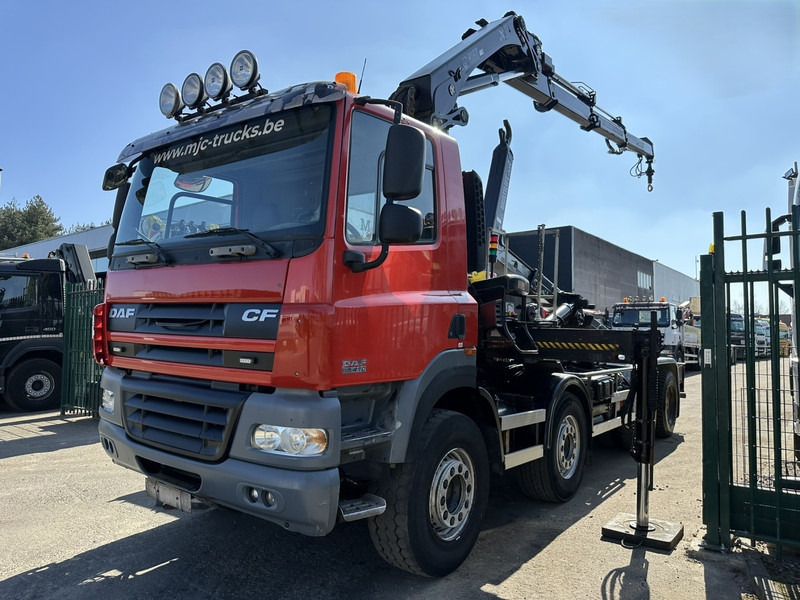 DAF CF 85.410 8x4 HOOKLIFT + CRANE HIAB 244 EP-3 HIDUO - Radio - Rotator - RETARDER - EURO 4 - BIG AXLES HUB REDUCTION - Horgos rakodó teherautó, Darus autó: 5 kép. DAF CF 85.410 8x4 HOOKLIFT + CRANE HIAB 244 EP-3 HIDUO - Radio - Rotator - RETARDER - EURO 4 - BIG AXLES HUB REDUCTION - Horgos rakodó teherautó, Darus autó: 5 kép.