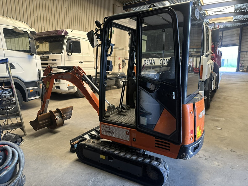 Hitachi ZAXIS ZX19-6 CR 1.9T - 1349H - CABINE - ADJUSTABLE TRACKS - EXTRA HYDR - QUICK HITCH - BE MACHINE - Minikotró: 3 kép. Hitachi ZAXIS ZX19-6 CR 1.9T - 1349H - CABINE - ADJUSTABLE TRACKS - EXTRA HYDR - QUICK HITCH - BE MACHINE - Minikotró: 3 kép.