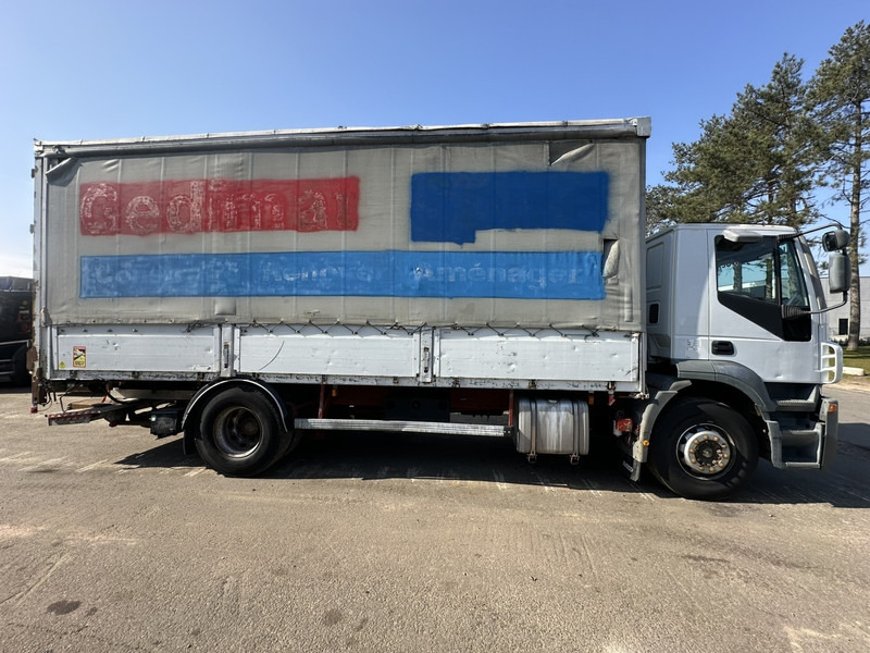 Iveco STRALIS 270 - 190S27 4x2 BACHER RIDELLES / BOX + ALU SIDE BOARDS - 6m90 - MANUAL ZF - EURO 3 - AIR SUSPENSION - Ponyvás teherautó: 4 kép. Iveco STRALIS 270 - 190S27 4x2 BACHER RIDELLES / BOX + ALU SIDE BOARDS - 6m90 - MANUAL ZF - EURO 3 - AIR SUSPENSION - Ponyvás teherautó: 4 kép.