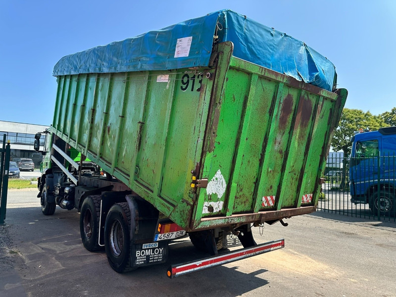 Iveco TRAKKER 310 6x4 STEEL TIPPER / KIPPER 35m³ - MANUAL ZF - BIG AXLES / HUB REDUCTION - STEEL SPRING / BLATT / LAMES - Billenőplatós teherautó: 5 kép. Iveco TRAKKER 310 6x4 STEEL TIPPER / KIPPER 35m³ - MANUAL ZF - BIG AXLES / HUB REDUCTION - STEEL SPRING / BLATT / LAMES - Billenőplatós teherautó: 5 kép.