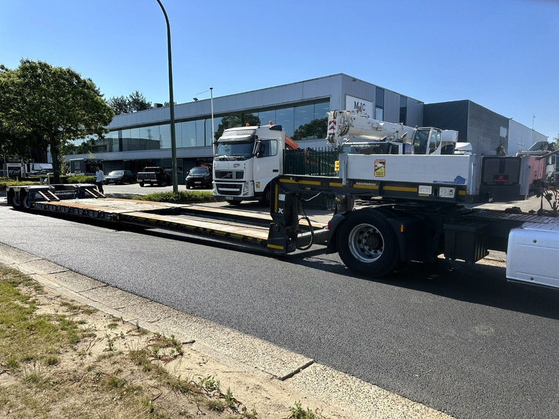 Kässbohrer LB2 48T - LOWBED - TIEFBETT / REMOVABLE NECK - ABNEHMBARE SCHWANENHALS - HYDR STEERING AXLES / LENKACHSEN - BPW - Félpótkocsi mélybölcsős: 1 kép. Kässbohrer LB2 48T - LOWBED - TIEFBETT / REMOVABLE NECK - ABNEHMBARE SCHWANENHALS - HYDR STEERING AXLES / LENKACHSEN - BPW - Félpótkocsi mélybölcsős: 1 kép.