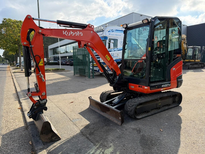 Kubota KX027-4 HAMMER LINES - *1860h* - HYDR QUICKHITCH - BLADE - CE - BE MACHINE - Minikotró: 2 kép. Kubota KX027-4 HAMMER LINES - *1860h* - HYDR QUICKHITCH - BLADE - CE - BE MACHINE - Minikotró: 2 kép.
