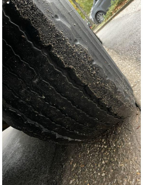 Platós félpótkocsi Kwb STEENOPLEGGER KRAAN HIAB R130-F2 - 2x EXT + ROTATOR - 2x STUURASSEN - SCHIJFREMMEN - SAF ASSEN: 18 kép. Platós félpótkocsi Kwb STEENOPLEGGER KRAAN HIAB R130-F2 - 2x EXT + ROTATOR - 2x STUURASSEN - SCHIJFREMMEN - SAF ASSEN: 18 kép.