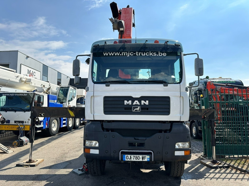 MAN TGA 33.350 6x6 + (27.5m) CRANE PALFINGER PK36002 E 6x + JIB + WINCH - *184.000km* - MANUAL - EURO 3 - Darus autó: 4 kép. MAN TGA 33.350 6x6 + (27.5m) CRANE PALFINGER PK36002 E 6x + JIB + WINCH - *184.000km* - MANUAL - EURO 3 - Darus autó: 4 kép.