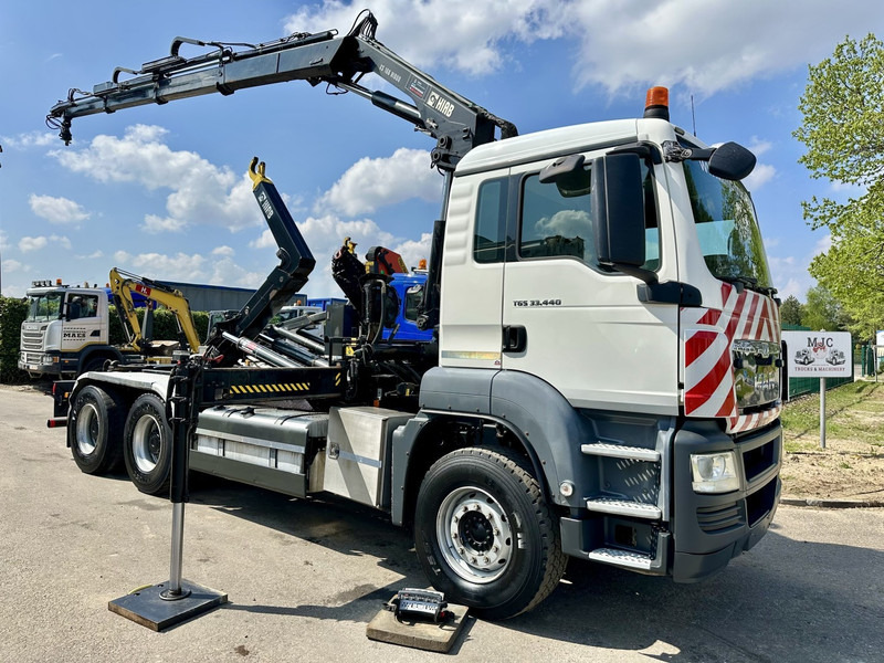 MAN TGS 33.440 6x4 BB HOOKLIFT + CRANE HIAB 166 E-3 HIDUO - RADIO - ROTATOR - EURO 5 - BE TRUCK - Horgos rakodó teherautó, Darus autó: 1 kép. MAN TGS 33.440 6x4 BB HOOKLIFT + CRANE HIAB 166 E-3 HIDUO - RADIO - ROTATOR - EURO 5 - BE TRUCK - Horgos rakodó teherautó, Darus autó: 1 kép.