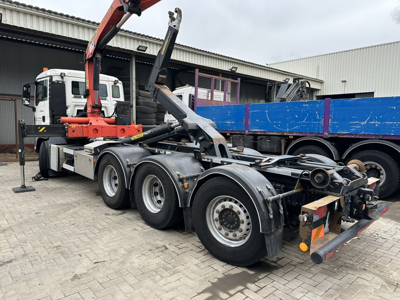 MAN TGS 35.400 8x4 TRIDEM HOOKLIFT T22 + CRANE PALFINGER PK 18001 EH + RADIO - EURO 5 - LIFT/STEERING AXLE - BE TRUCK - Horgos rakodó teherautó, Darus autó: 4 kép. MAN TGS 35.400 8x4 TRIDEM HOOKLIFT T22 + CRANE PALFINGER PK 18001 EH + RADIO - EURO 5 - LIFT/STEERING AXLE - BE TRUCK - Horgos rakodó teherautó, Darus autó: 4 kép.