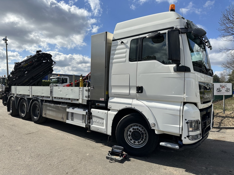 MAN TGX 35.420 8x4-4 TRIDEM + CRANE (26m!) HIAB X-HIPRO 408 E-5 + JIB 100X-5 - PLATFORM 6m40 - *306.245km* - BE TRUCK - Darus autó: 3 kép. MAN TGX 35.420 8x4-4 TRIDEM + CRANE (26m!) HIAB X-HIPRO 408 E-5 + JIB 100X-5 - PLATFORM 6m40 - *306.245km* - BE TRUCK - Darus autó: 3 kép.