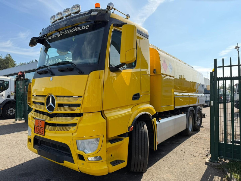 Mercedes-Benz ANTOS 2632 6x2 FUEL TANKER 16.000L - 4 COMP - DIESEL / PETROL - RETARDER - EURO 6 - LIFT / STEERING AXLE - *FULL AIR* - BE TRUCK - Tartályos teherautó: 3 kép. Mercedes-Benz ANTOS 2632 6x2 FUEL TANKER 16.000L - 4 COMP - DIESEL / PETROL - RETARDER - EURO 6 - LIFT / STEERING AXLE - *FULL AIR* - BE TRUCK - Tartályos teherautó: 3 kép.