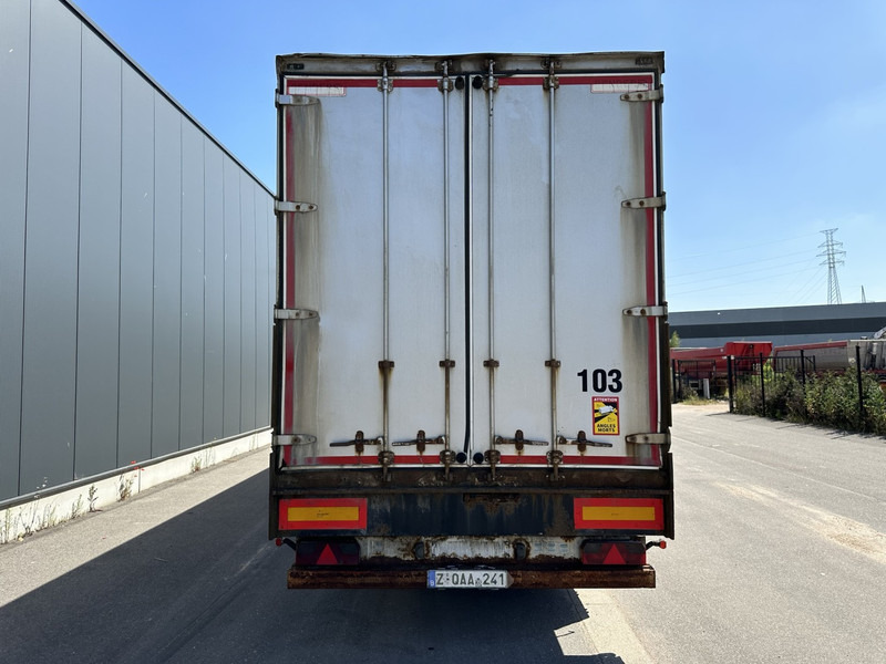 Renders 3 ASSEN MB - GESLOTEN BAK - SCHIJFREMMEN - 13m60 - AIR SUSPENSION - Pótkocsi dobozos: 3 kép. Renders 3 ASSEN MB - GESLOTEN BAK - SCHIJFREMMEN - 13m60 - AIR SUSPENSION - Pótkocsi dobozos: 3 kép.