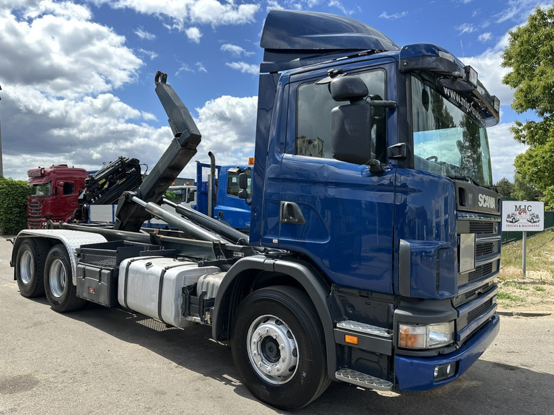 Scania 124L-420 6x2 HOOKLIFT VDL 20T - STEEL SPRING / BALLESTAS / BLATT - MANUAL - MECHANICAL PUMP - 10 TIRES DOUBLE WHEELS - Horgos rakodó teherautó: 1 kép. Scania 124L-420 6x2 HOOKLIFT VDL 20T - STEEL SPRING / BALLESTAS / BLATT - MANUAL - MECHANICAL PUMP - 10 TIRES DOUBLE WHEELS - Horgos rakodó teherautó: 1 kép.
