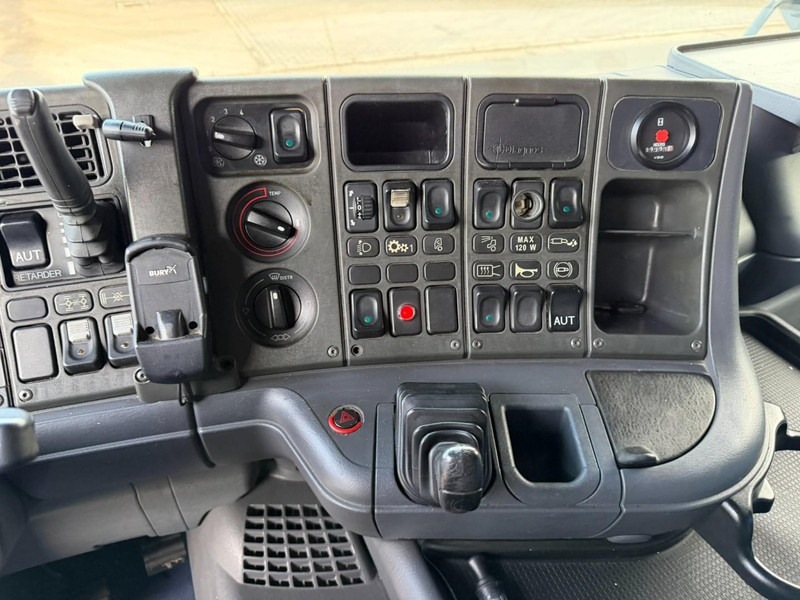 Darus autó Scania 164L-480 V8 6x4 + CRANE HIAB 350-4 + JIB 90-4 - *TOP CONDITION* - ROTATOR - RADIO - RETARDER - STEEL SPRING / HUB REDUCTION - BE TRUCK: 15 kép. Darus autó Scania 164L-480 V8 6x4 + CRANE HIAB 350-4 + JIB 90-4 - *TOP CONDITION* - ROTATOR - RADIO - RETARDER - STEEL SPRING / HUB REDUCTION - BE TRUCK: 15 kép.