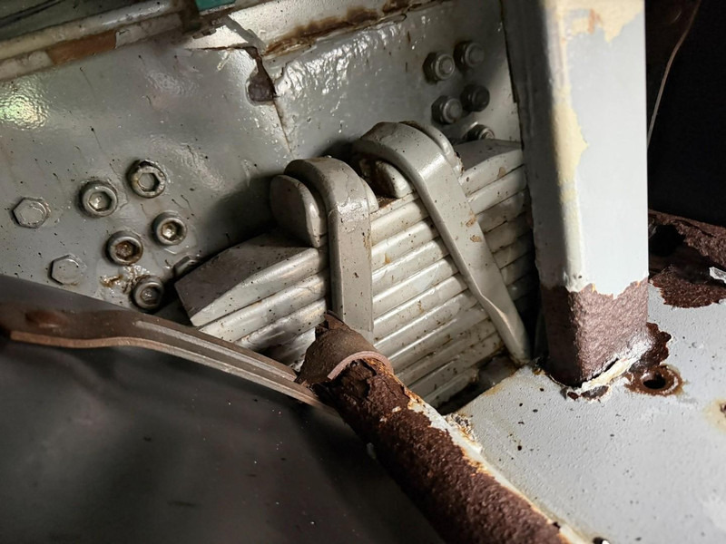 Darus autó Scania 164L-480 V8 6x4 + CRANE HIAB 350-4 + JIB 90-4 - *TOP CONDITION* - ROTATOR - RADIO - RETARDER - STEEL SPRING / HUB REDUCTION - BE TRUCK: 17 kép. Darus autó Scania 164L-480 V8 6x4 + CRANE HIAB 350-4 + JIB 90-4 - *TOP CONDITION* - ROTATOR - RADIO - RETARDER - STEEL SPRING / HUB REDUCTION - BE TRUCK: 17 kép.