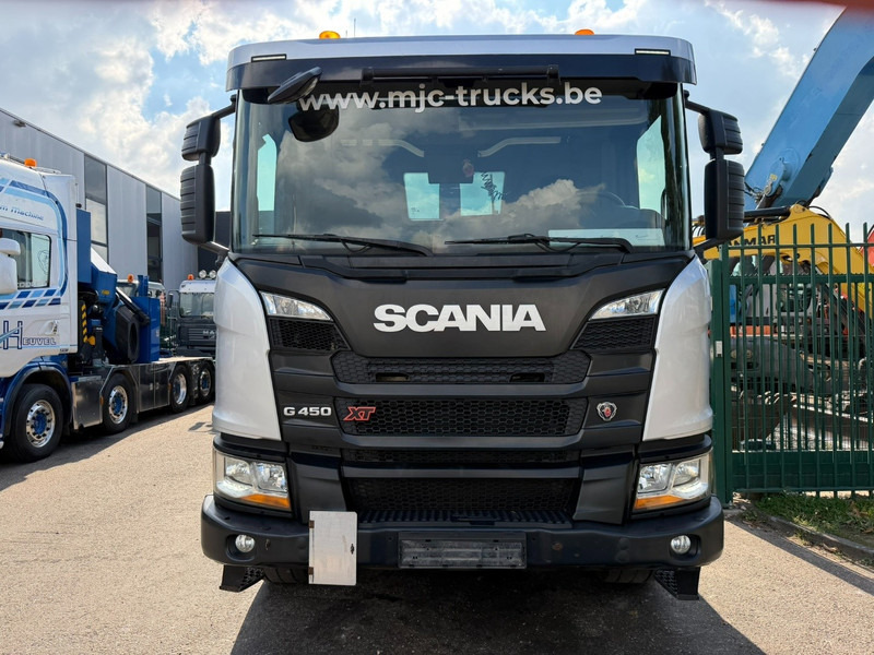 Scania G450 XT 6X4 AJK HAAKSYSTEEM 20T - 5760mm - WB 3m90 - HUB REDUCTION / STEEL SUSPENSION - EURO 6 - BE TRUCK - Horgos rakodó teherautó: 2 kép. Scania G450 XT 6X4 AJK HAAKSYSTEEM 20T - 5760mm - WB 3m90 - HUB REDUCTION / STEEL SUSPENSION - EURO 6 - BE TRUCK - Horgos rakodó teherautó: 2 kép.