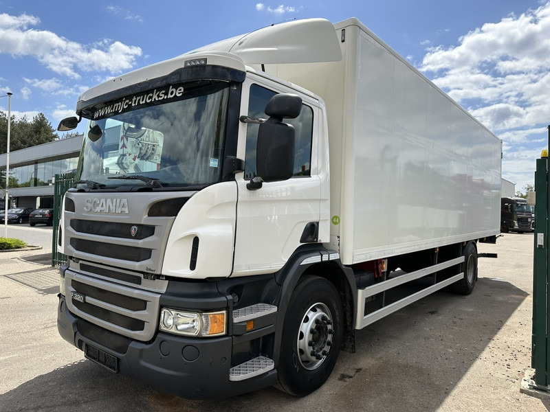 Scania P320 RETARDER - CLOSED BOX 8m25 x 2m47 x 2m30 - TAILLIFT 2000kg - EURO 6 - GOOD CONDITION - Dobozos felépítményű teherautó: 3 kép. Scania P320 RETARDER - CLOSED BOX 8m25 x 2m47 x 2m30 - TAILLIFT 2000kg - EURO 6 - GOOD CONDITION - Dobozos felépítményű teherautó: 3 kép.