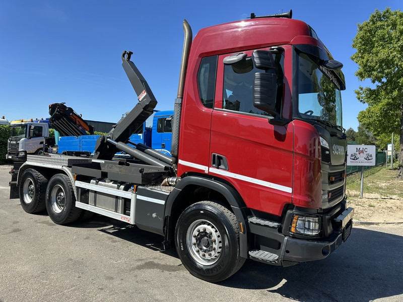 Scania R500 XT 6x4 RETARDER - HOOKLIFT / HAAKSYSTEEM WAF 20T - 5200mm - WB 3m75 - *231.000km* - HUB REDUCTION / STEEL SUSPENSION - EURO 6 - BE TRUCK - Horgos rakodó teherautó: 1 kép. Scania R500 XT 6x4 RETARDER - HOOKLIFT / HAAKSYSTEEM WAF 20T - 5200mm - WB 3m75 - *231.000km* - HUB REDUCTION / STEEL SUSPENSION - EURO 6 - BE TRUCK - Horgos rakodó teherautó: 1 kép.