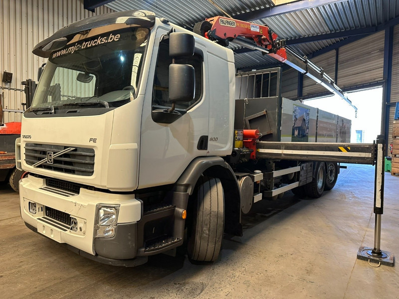 Volvo FE 300 6x2 + crane (20m!) PALFINGER PK18002 E 6x - LIFT / STEERING AXLE - MANUAL - EURO 5 - Platós teherautó, Darus autó: 4 kép. Volvo FE 300 6x2 + crane (20m!) PALFINGER PK18002 E 6x - LIFT / STEERING AXLE - MANUAL - EURO 5 - Platós teherautó, Darus autó: 4 kép.