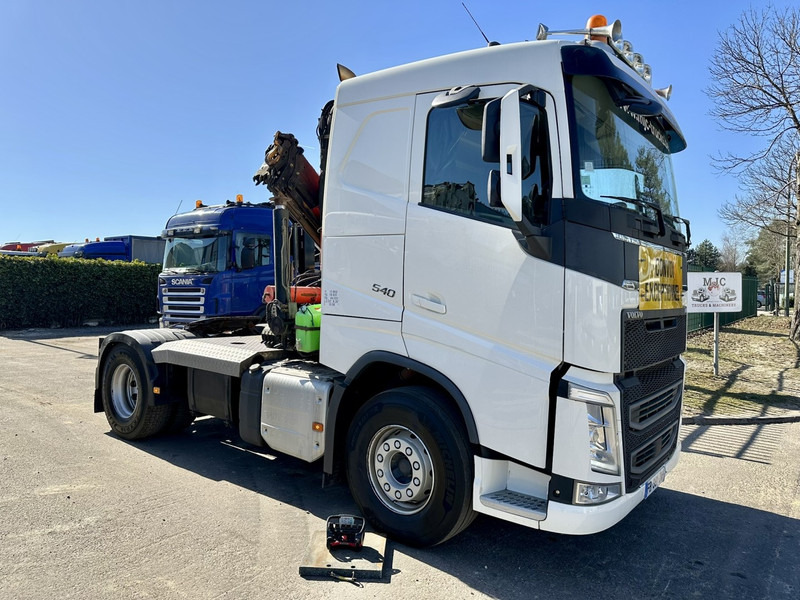 Volvo FH 540 TRACTOR + CRANE PK 18500 + RADIO - *449.000km* - EURO 6 - COC - 4 STABS - Darus autó: 2 kép. Volvo FH 540 TRACTOR + CRANE PK 18500 + RADIO - *449.000km* - EURO 6 - COC - 4 STABS - Darus autó: 2 kép.
