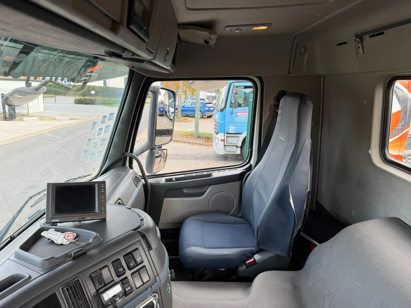 Horgos rakodó teherautó, Darus autó Volvo FM 400 6x2 HOOKLIFT + CRANE PALFINGER PK 15500 B (2x) - 5/6 F - MANUAL - EURO 4 - BE TRUCK: 12 kép. Horgos rakodó teherautó, Darus autó Volvo FM 400 6x2 HOOKLIFT + CRANE PALFINGER PK 15500 B (2x) - 5/6 F - MANUAL - EURO 4 - BE TRUCK: 12 kép.