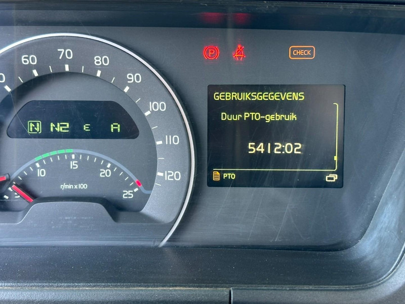 Platós teherautó, Darus autó Volvo FMX 330 8x4 TRIDEM PRITSCHE + KRAN EFFER 265 / 6S - PLATFORM 7m50 - EURO 6 - RADIO - *473.000km* - TÜV 05/2026 - BE TRUCK: 13 kép.