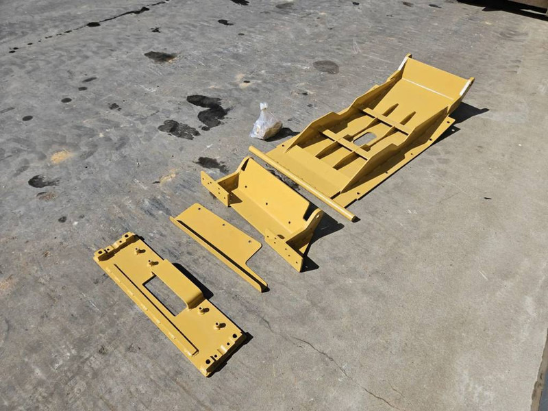 Cat 140M2 - Adapterek - Építőipari gépek: 1 kép. Cat 140M2 - Adapterek - Építőipari gépek: 1 kép.