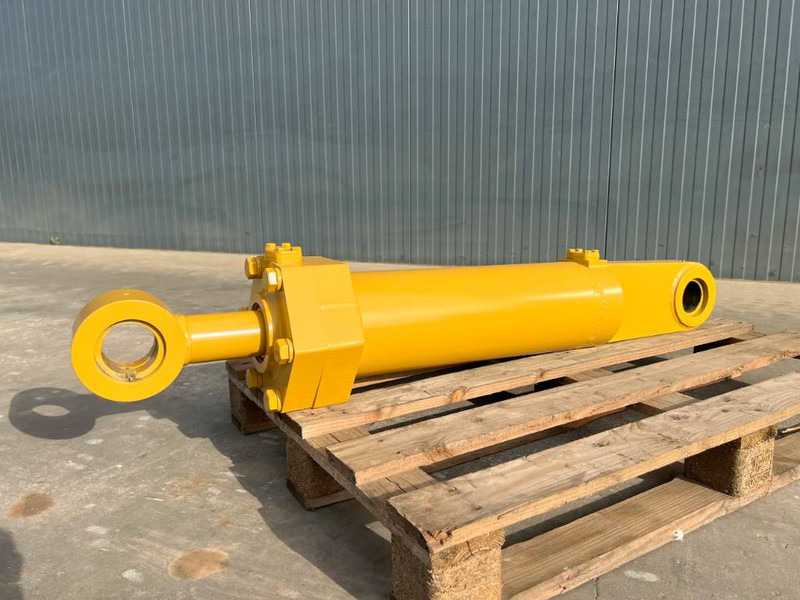 Cat D8 Cylinder - Adapterek - Építőipari gépek: 1 kép. Cat D8 Cylinder - Adapterek - Építőipari gépek: 1 kép.