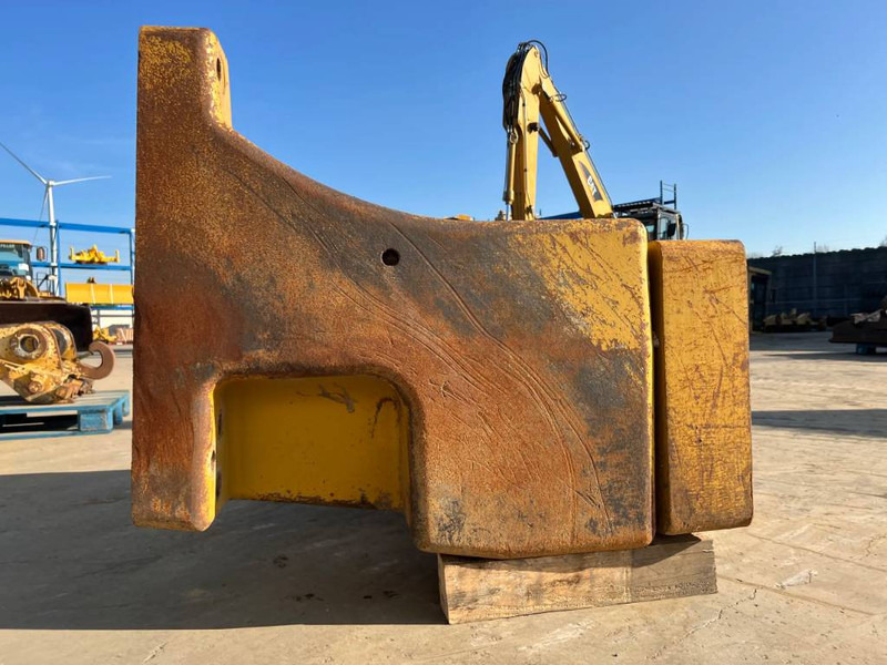 Cat D8R / D8T - Adapterek - Építőipari gépek: 4 kép. Cat D8R / D8T - Adapterek - Építőipari gépek: 4 kép.