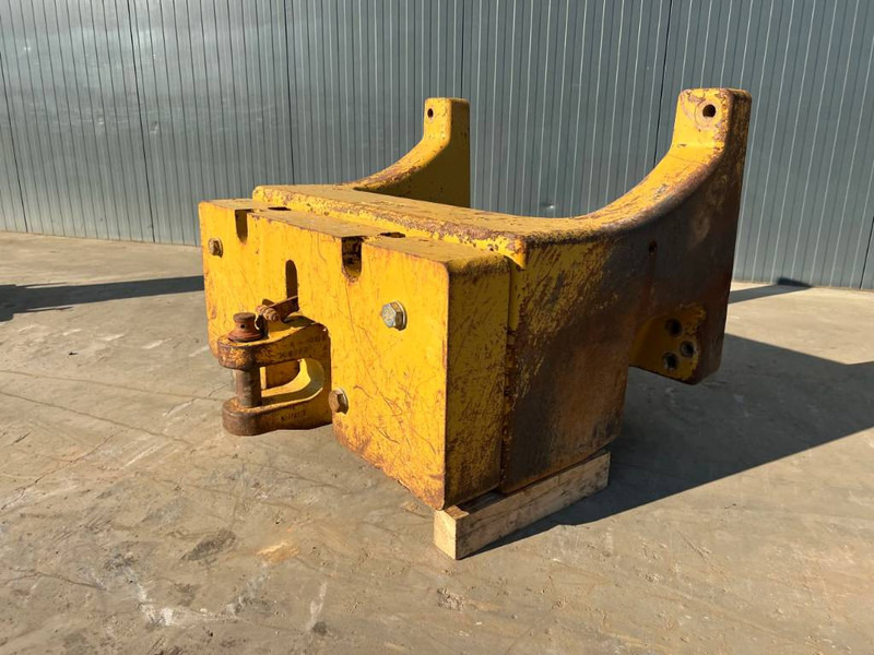 Cat D8R / D8T - Adapterek - Építőipari gépek: 1 kép. Cat D8R / D8T - Adapterek - Építőipari gépek: 1 kép.