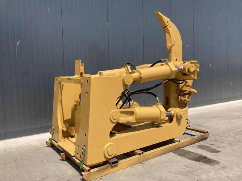 Cat D8R - Adapterek - Építőipari gépek: 4 kép. Cat D8R - Adapterek - Építőipari gépek: 4 kép.