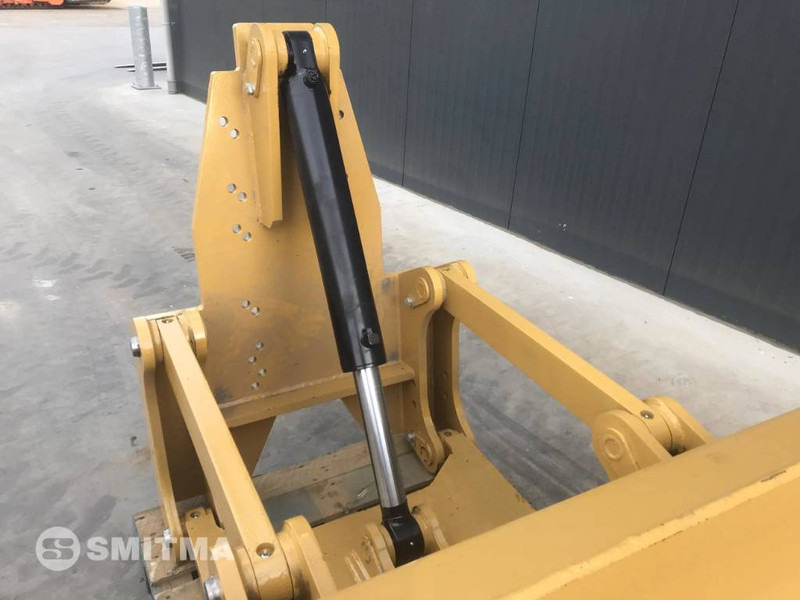 Cat 140GC - Tolólap - Építőipari gépek: 5 kép. Cat 140GC - Tolólap - Építőipari gépek: 5 kép.