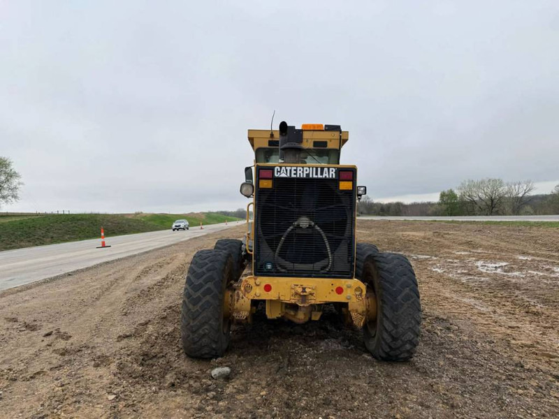 Cat 140H - Gréder: 4 kép. Cat 140H - Gréder: 4 kép.