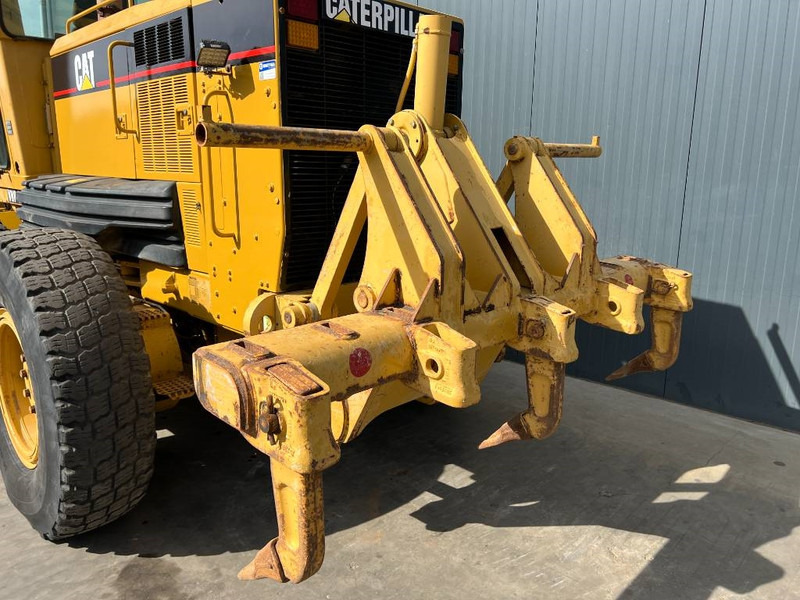 Cat 140H - Gréder: 5 kép. Cat 140H - Gréder: 5 kép.