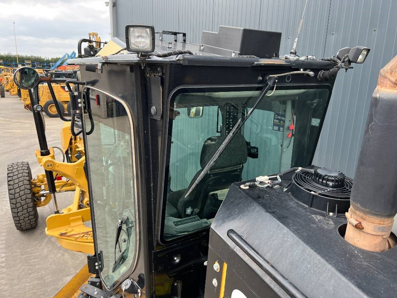 Cat 140M2 AWD - Gréder: 5 kép. Cat 140M2 AWD - Gréder: 5 kép.