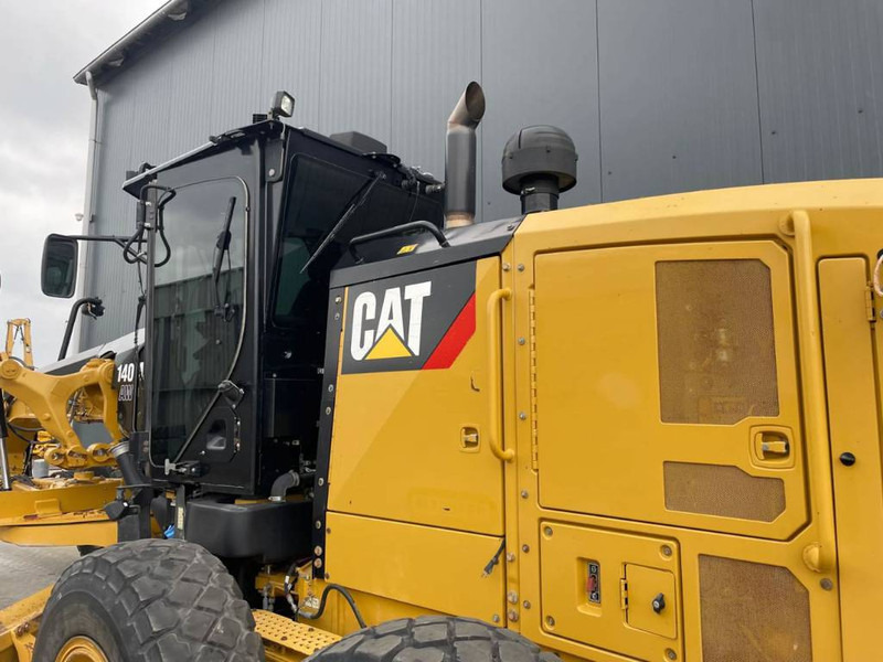 Gréder Cat 140M3 AWD: 8 kép.