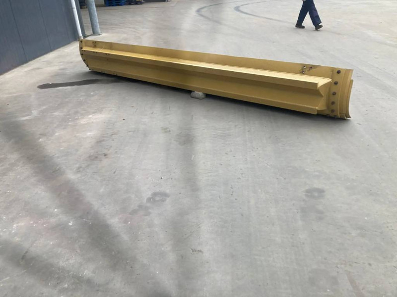 Cat 160M2 Moldboard - Tolólap - Építőipari gépek: 2 kép. Cat 160M2 Moldboard - Tolólap - Építőipari gépek: 2 kép.