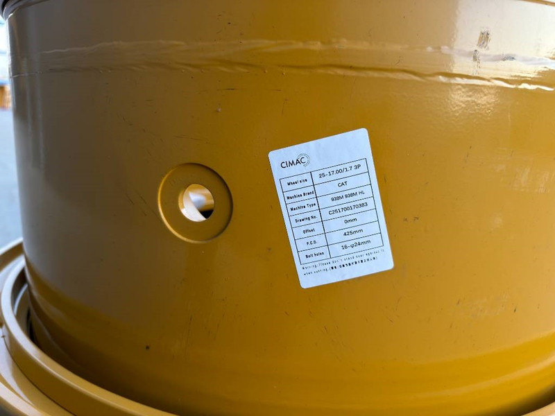 Cat 17.00-25/1.7 RIM for 20.5 x 25 - CAT 938M - Gumiabroncsok és felnik - Építőipari gépek: 5 kép. Cat 17.00-25/1.7 RIM for 20.5 x 25 - CAT 938M - Gumiabroncsok és felnik - Építőipari gépek: 5 kép.