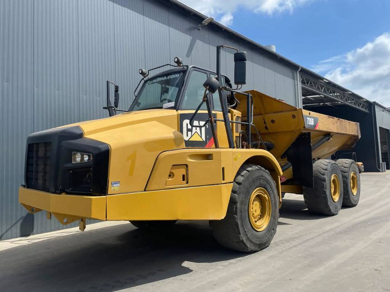 Csuklós dömper Cat 735 | 735B: 1 kép.