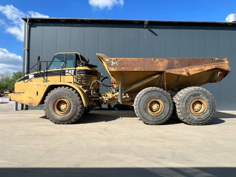 Cat 740 - Csuklós dömper: 5 kép. Cat 740 - Csuklós dömper: 5 kép.
