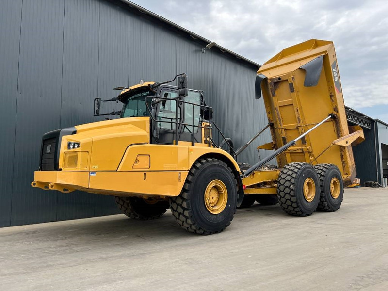 Cat 745 04A - New Tires - Csuklós dömper: 4 kép. Cat 745 04A - New Tires - Csuklós dömper: 4 kép.