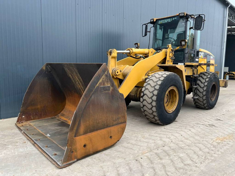 Cat 938G - Gumikerekes homlokrakodó: 1 kép. Cat 938G - Gumikerekes homlokrakodó: 1 kép.