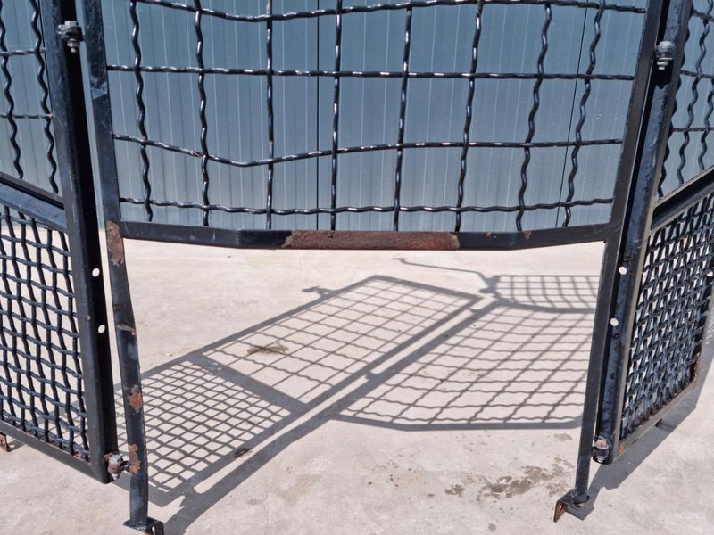 Cat 938K / 938M - Fülke és belső tér - Építőipari gépek: 5 kép. Cat 938K / 938M - Fülke és belső tér - Építőipari gépek: 5 kép.