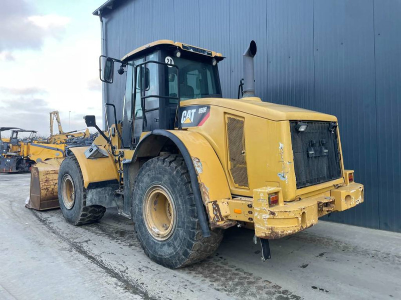 Cat 950H - Full Steering - Gumikerekes homlokrakodó: 2 kép. Cat 950H - Full Steering - Gumikerekes homlokrakodó: 2 kép.