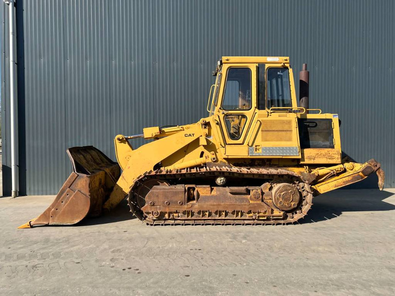 Cat 953 - Ripper - Lánctalpas homlokrakodó: 5 kép. Cat 953 - Ripper - Lánctalpas homlokrakodó: 5 kép.