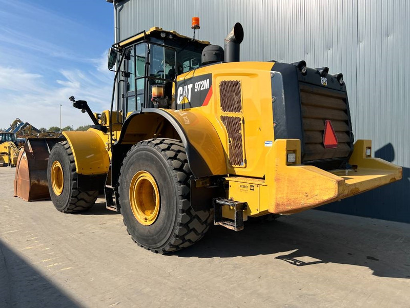 Cat 972M - Gumikerekes homlokrakodó: 3 kép. Cat 972M - Gumikerekes homlokrakodó: 3 kép.