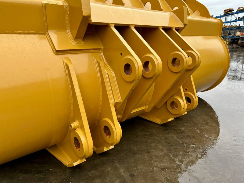 Cat 980K incl. cutting edge + side protectors - Kanál - Építőipari gépek: 5 kép. Cat 980K incl. cutting edge + side protectors - Kanál - Építőipari gépek: 5 kép.