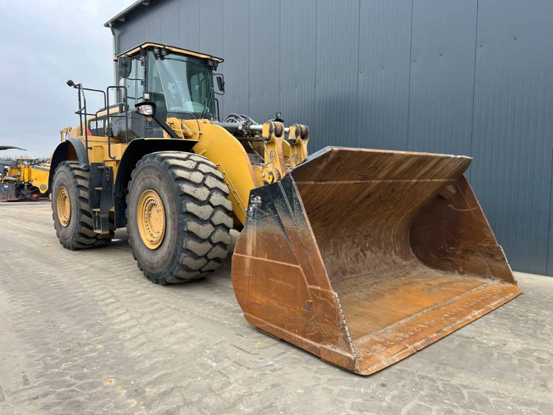 Cat 980M - Gumikerekes homlokrakodó: 3 kép. Cat 980M - Gumikerekes homlokrakodó: 3 kép.