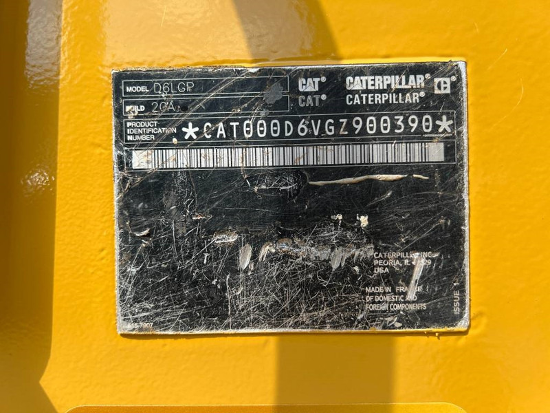 Cat D6 LGP - CE - Buldózer: 3 kép. Cat D6 LGP - CE - Buldózer: 3 kép.